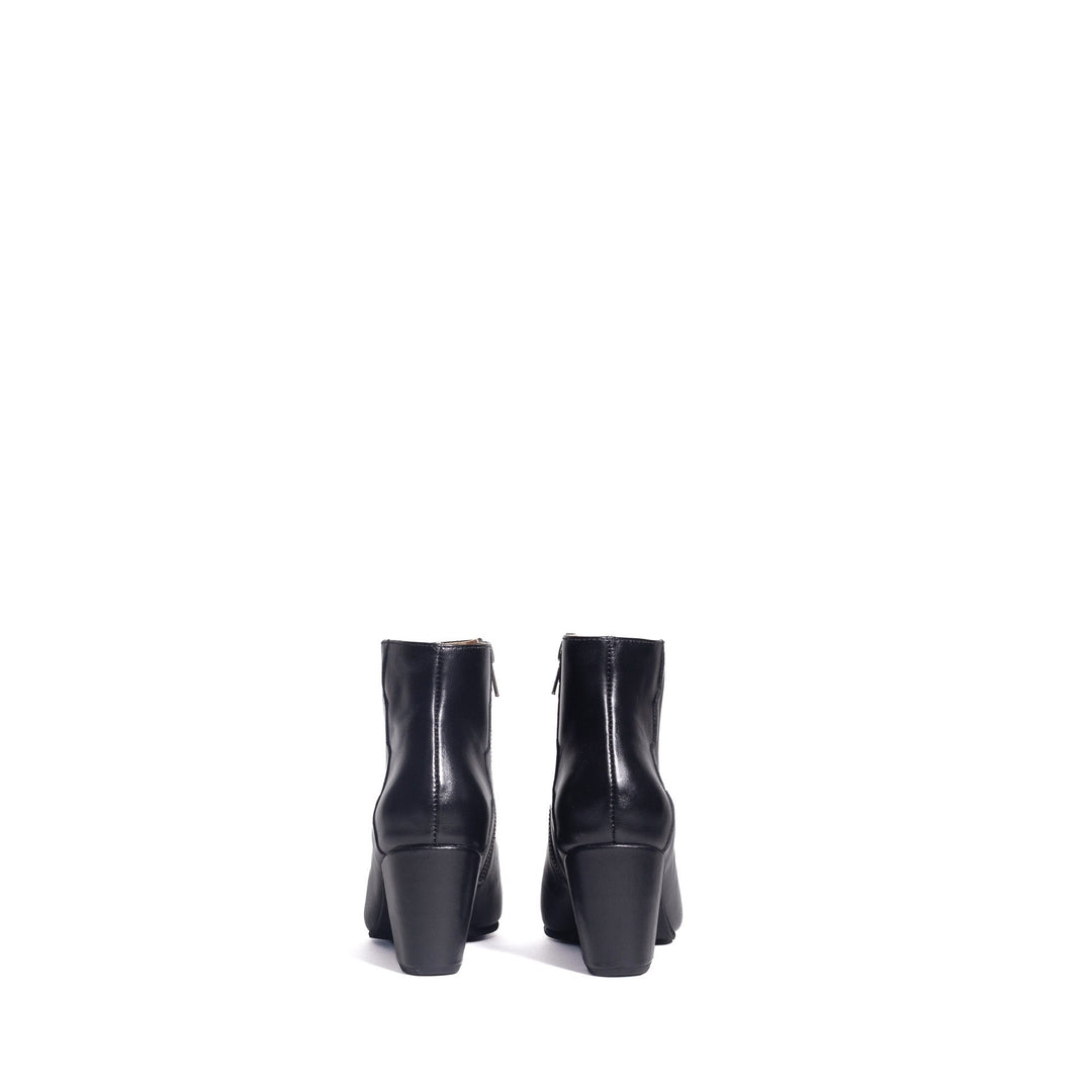 BOTIN MUJER DE CUERO PIA