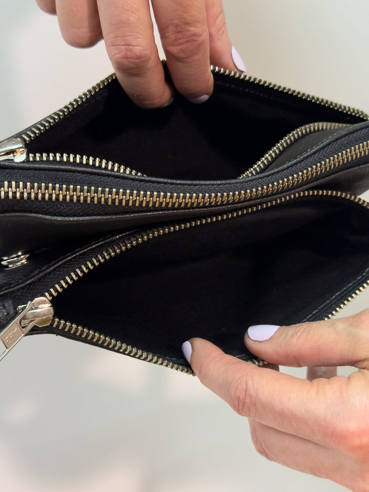 CARTERA DE CUERO NEGRO
