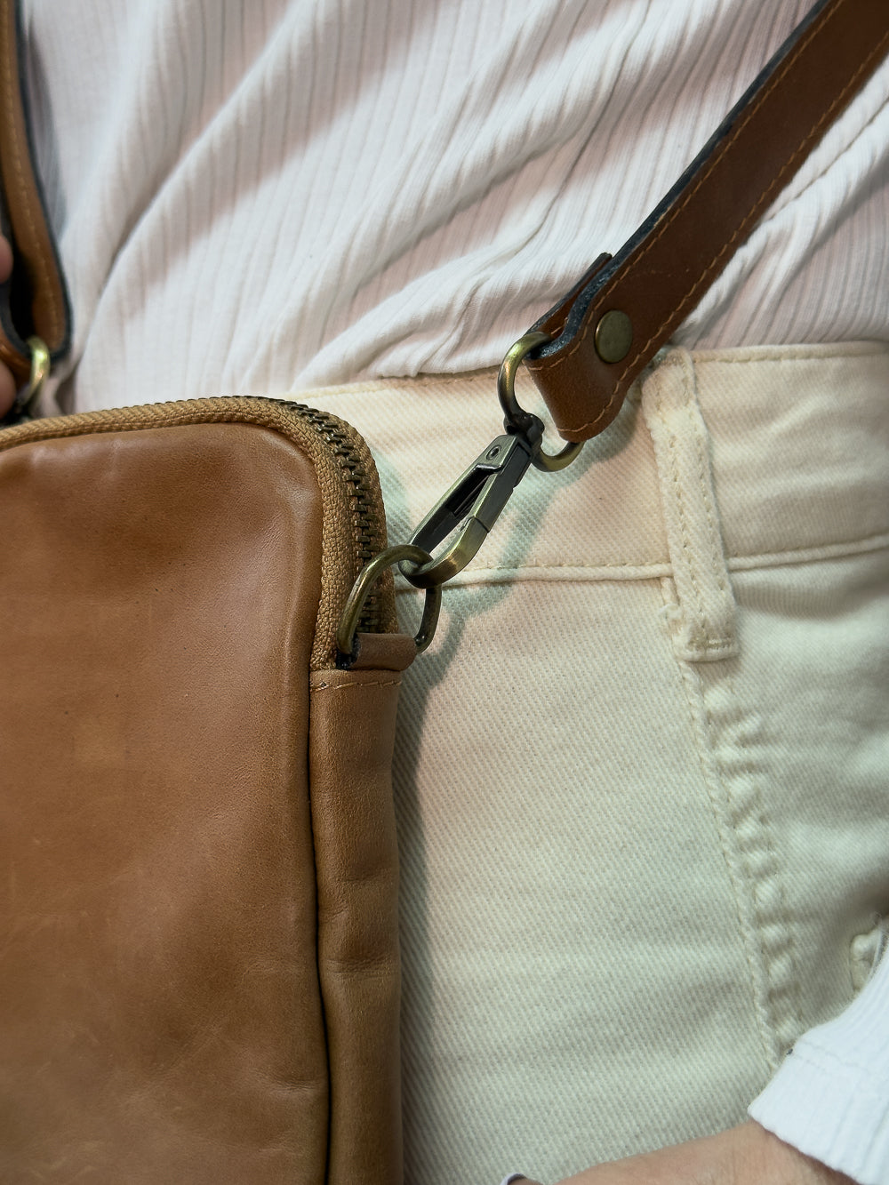 CARTERA DE CUERO CAFÉ