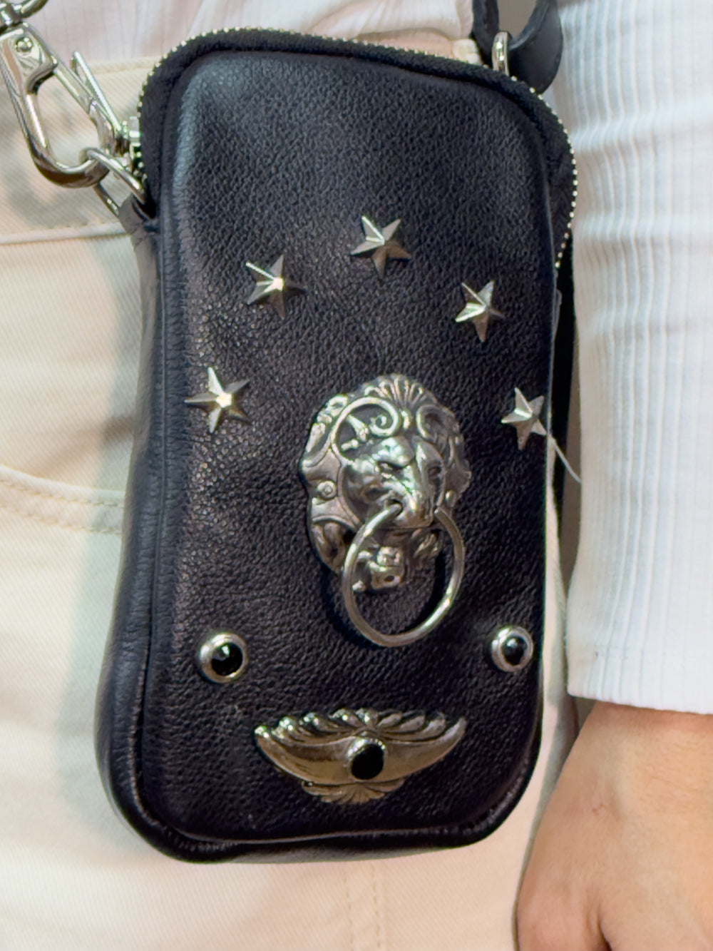 CARTERA DE CUERO NEGRA LEÓN