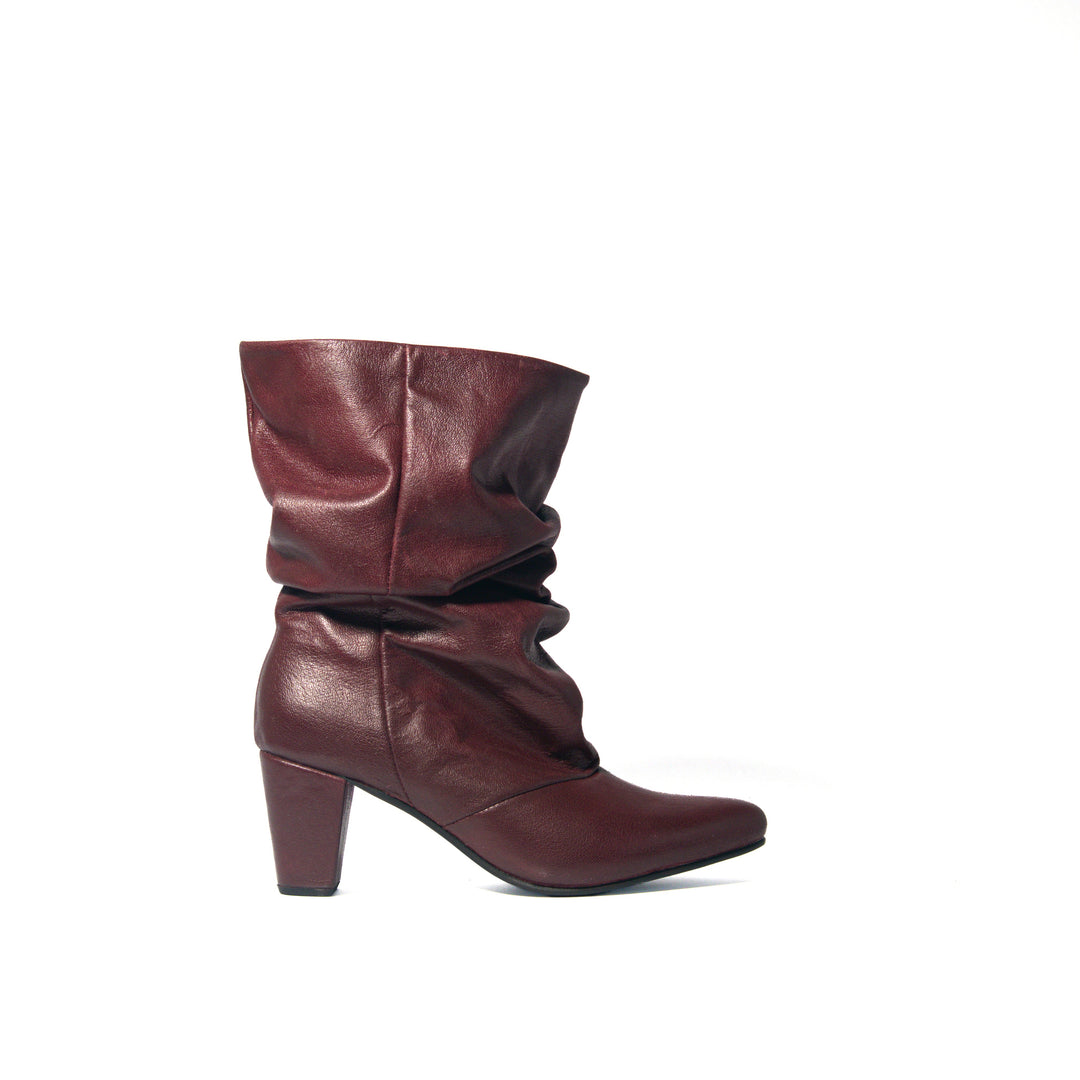 BOTA DE CUERO MILAGROS BURDEO