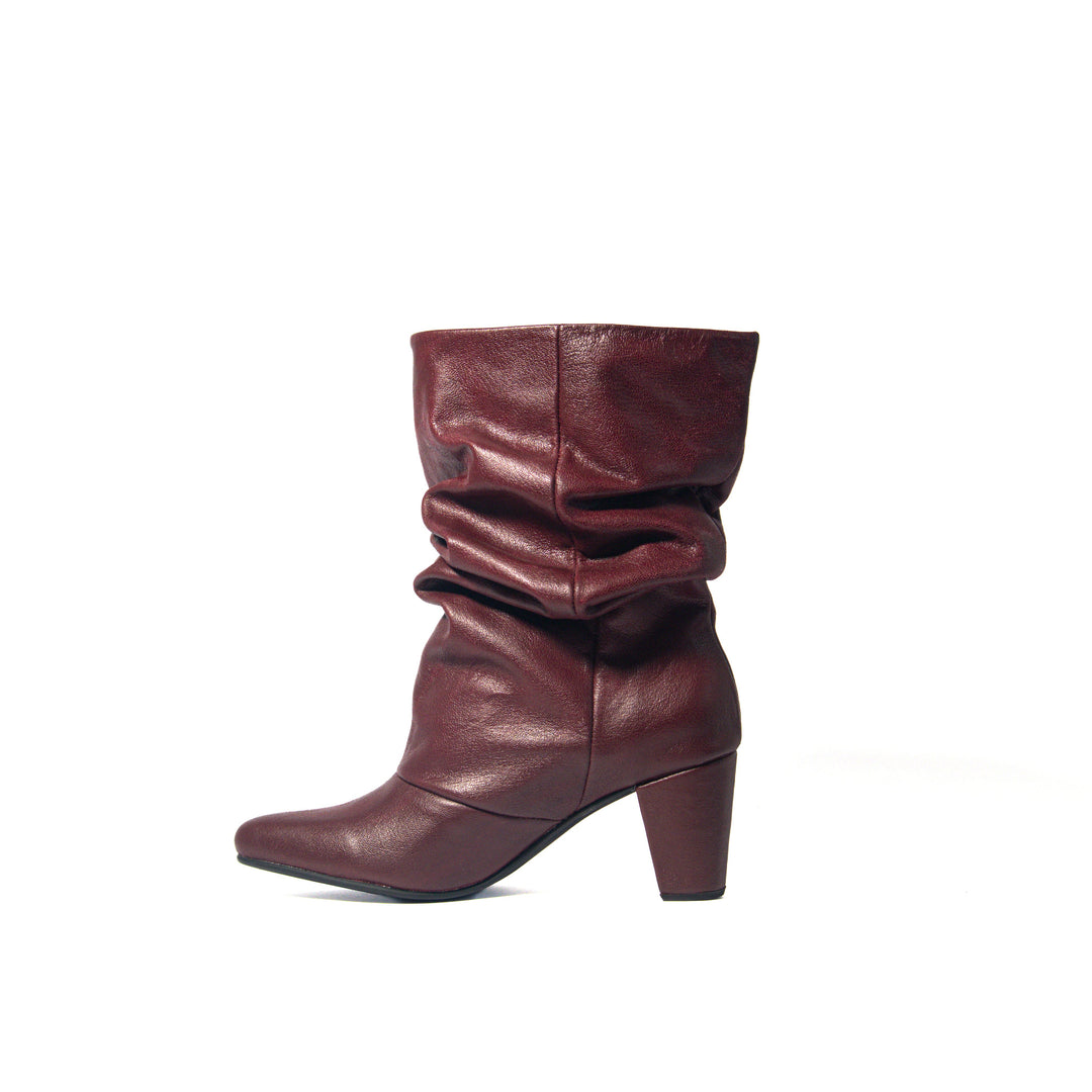 BOTA DE CUERO MILAGROS BURDEO