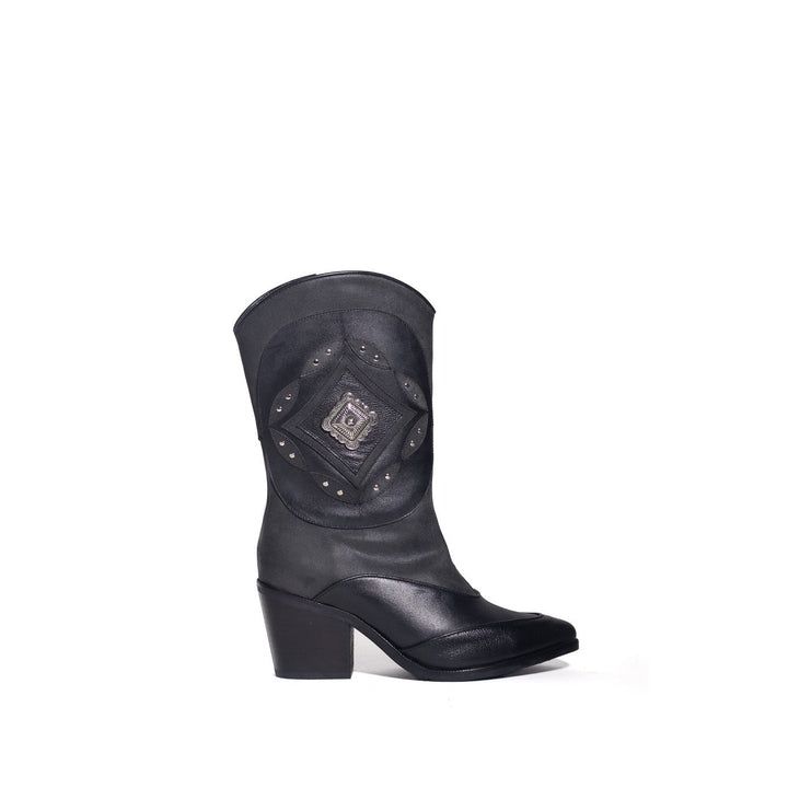 BOTA MUJER DE CUERO VALE