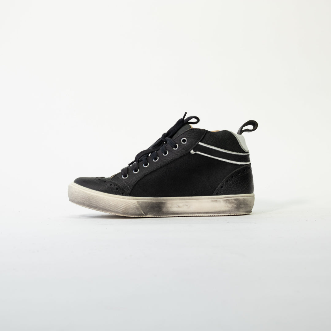 ZAPATILLA CAMI NEGRA DE CUERO MUJER