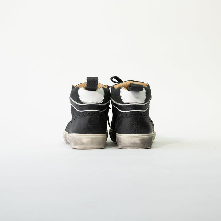 ZAPATILLA CAMI NEGRA DE CUERO MUJER