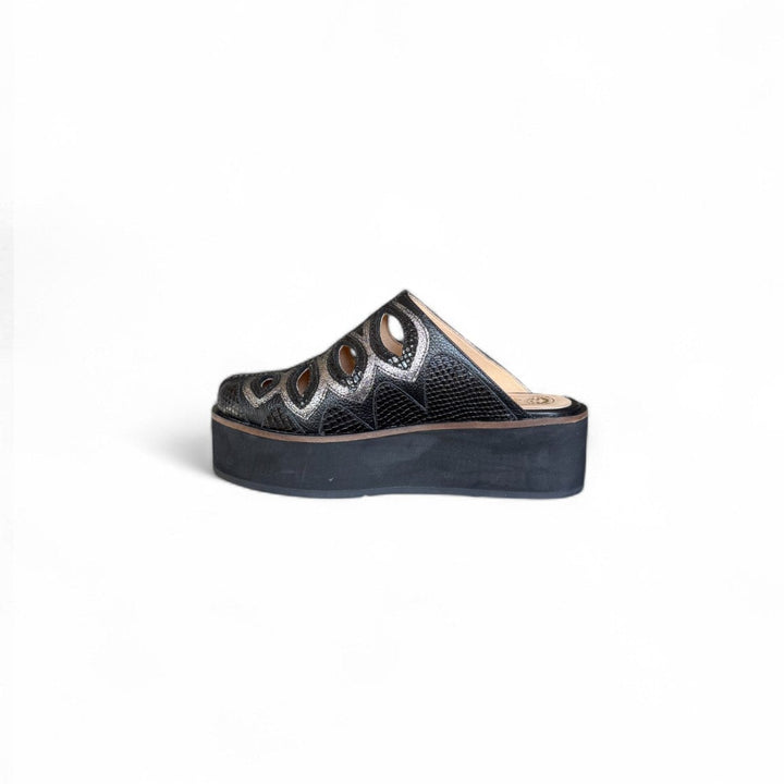ZUECO FLOR NEGRO