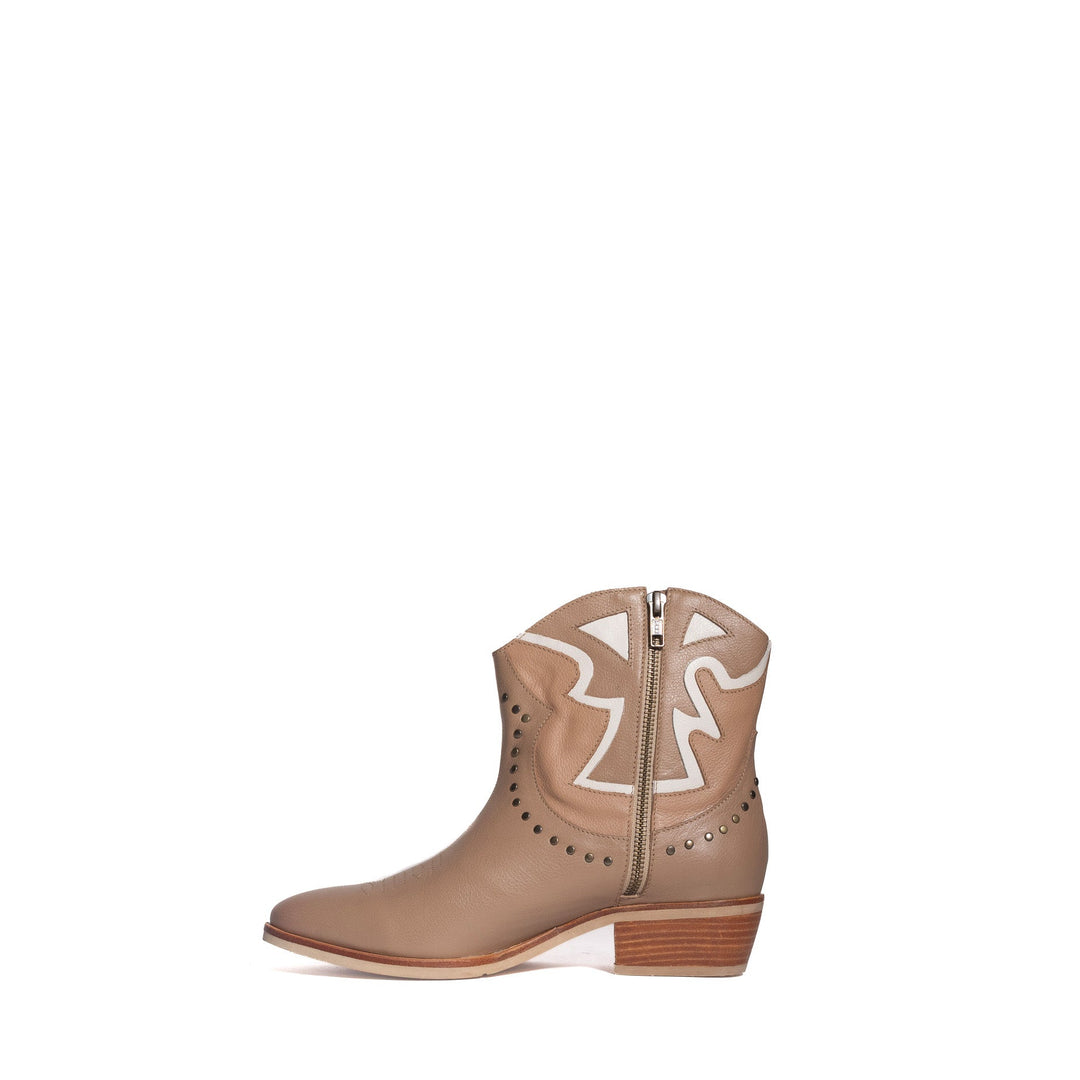 BOTIN DE CUERO ROBERTA CAMEL