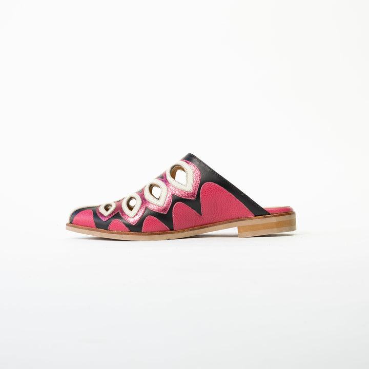 PUNTILLA DE CUERO FLOR FUCSIA