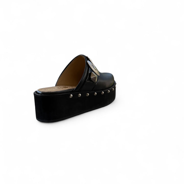 ZUECO MARIA NEGRO