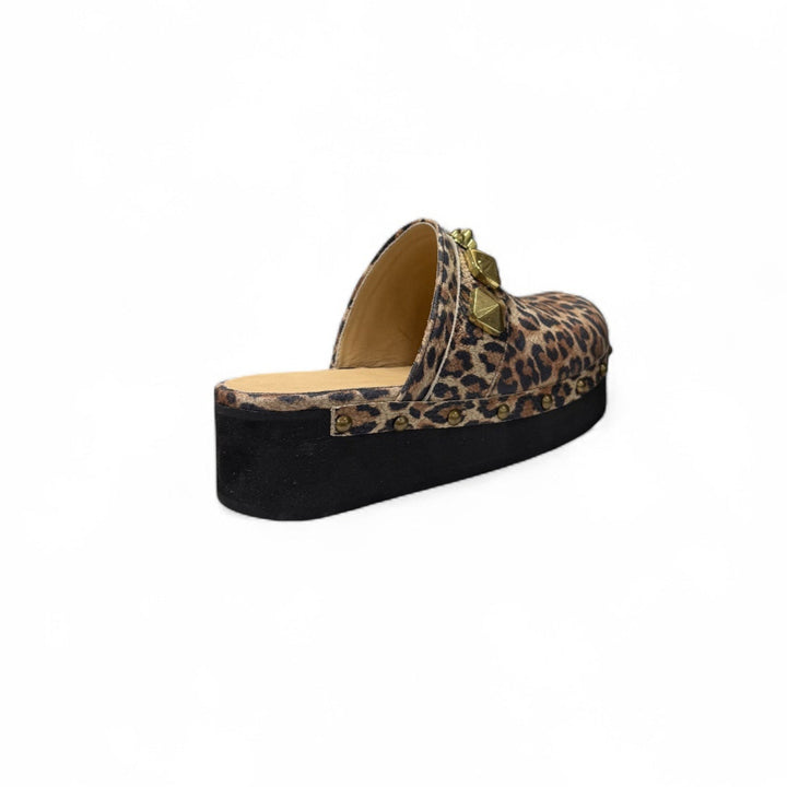 ZUECO MARTINA LEOPARDO ORO BAJO