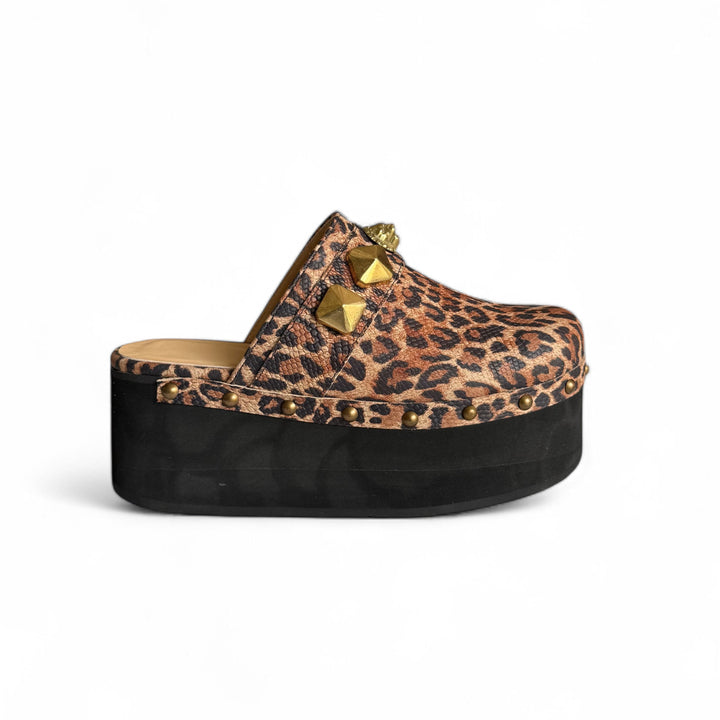 ZUECO MARTINA LEOPARDO ORO ALTO