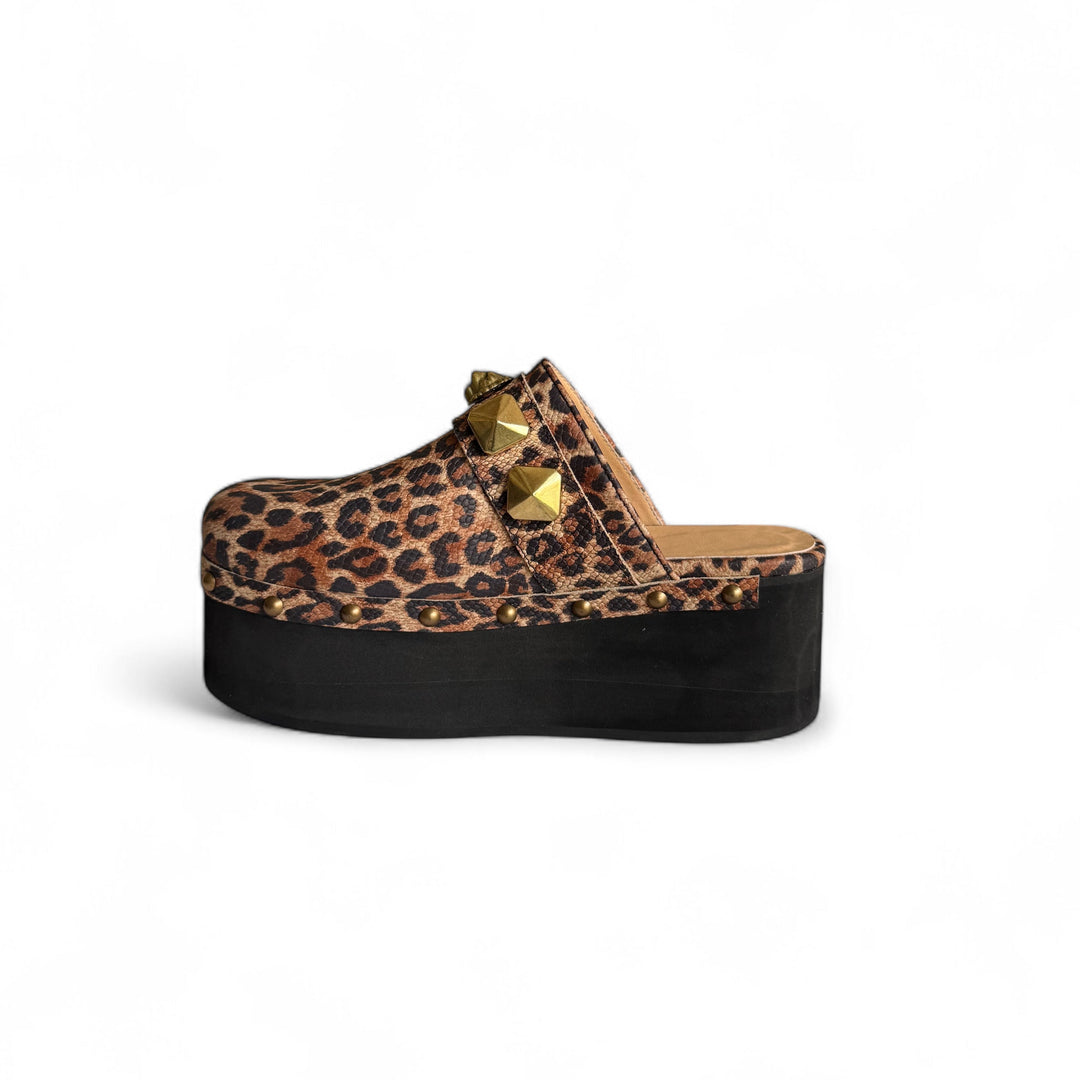 ZUECO MARTINA LEOPARDO ORO ALTO