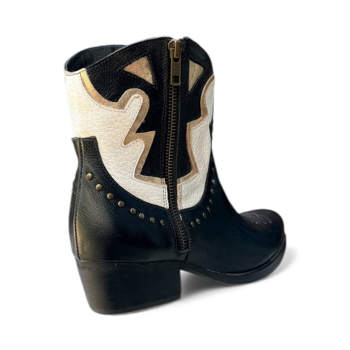 BOTIN DE CUERO ROBERTA