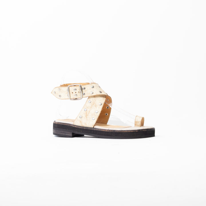 SANDALIA DE CUERO PAO BLANCA