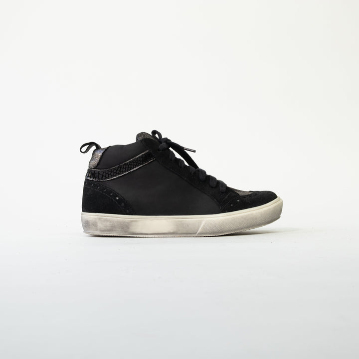 ZAPATILLA DE CUERO CAMI NEGRA PLATA