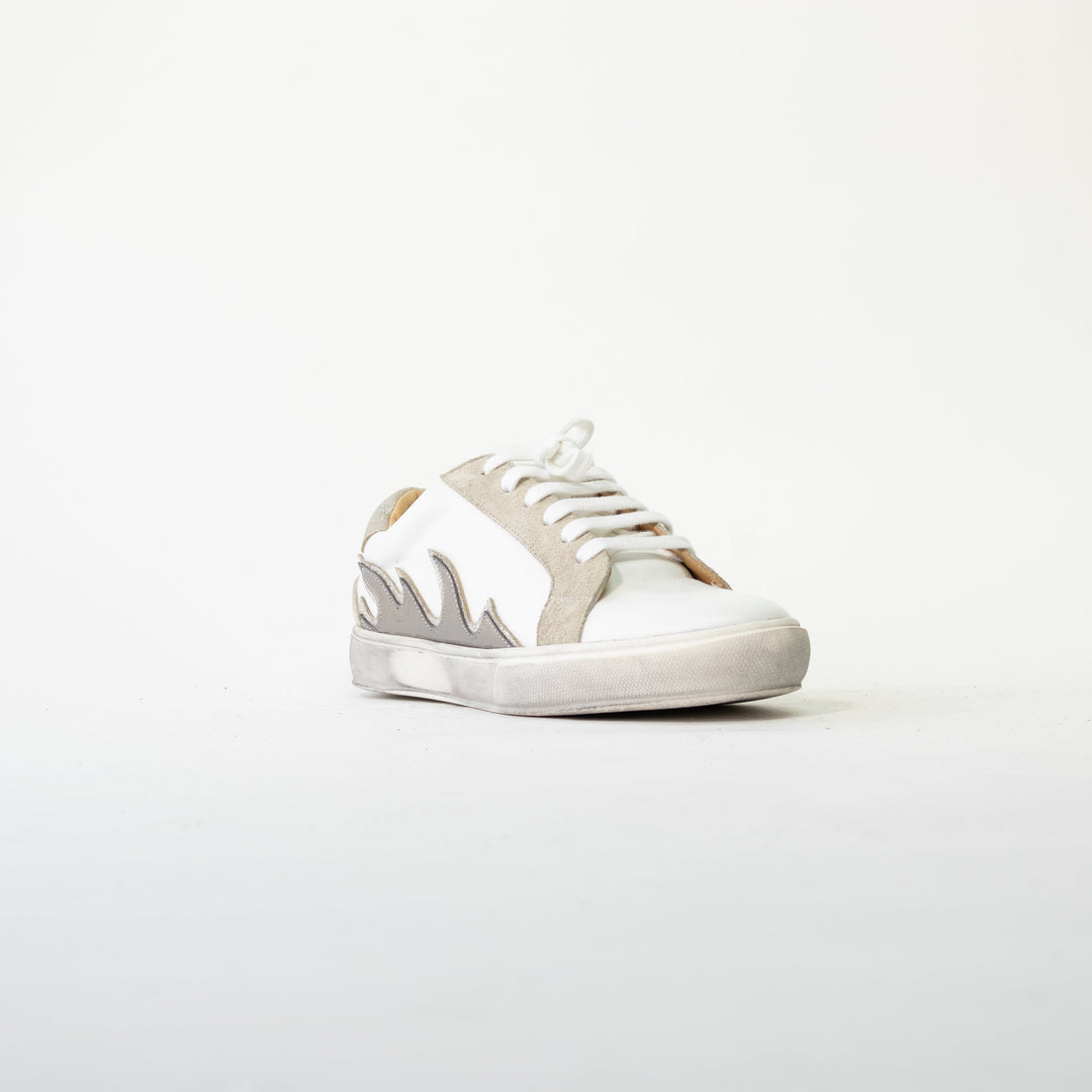 ZAPATILLA DE CUERO LAURA BLANCA