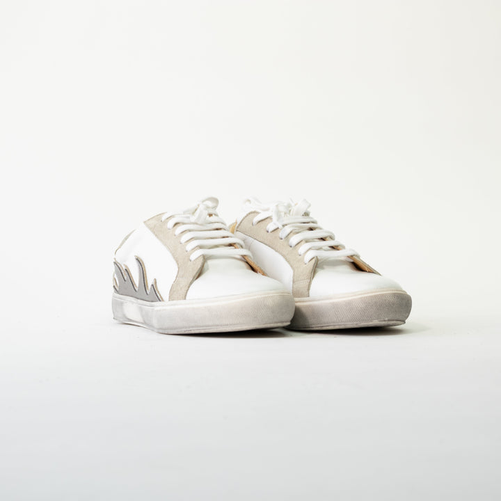 ZAPATILLA DE CUERO LAURA BLANCA