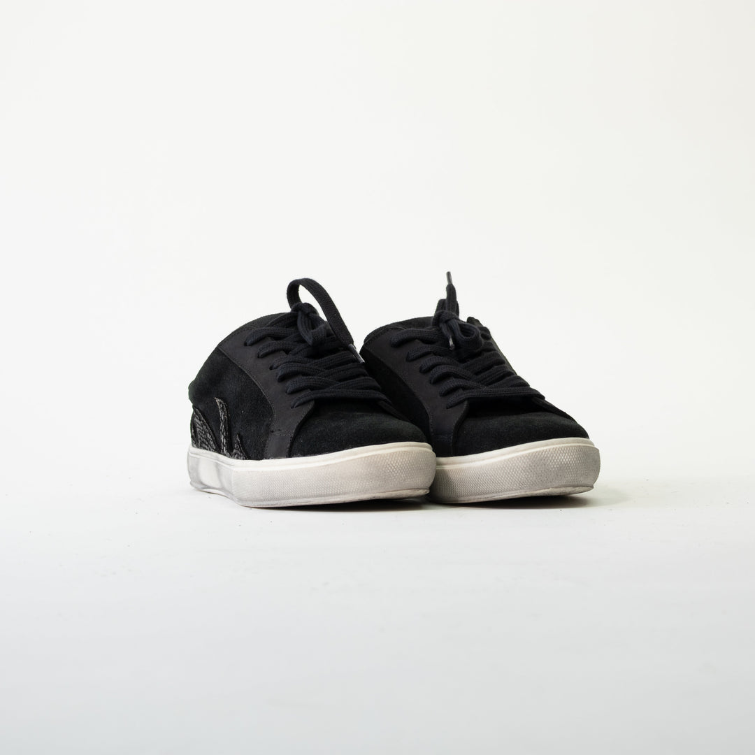 ZAPATILLA CUERO LAURA NEGRA