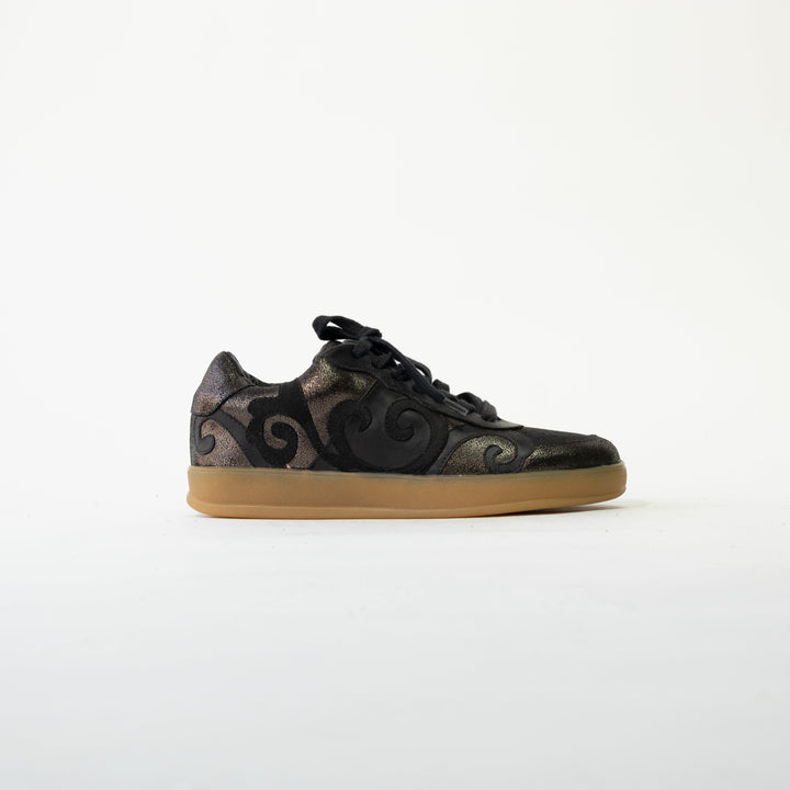 ZAPATILLA CUERO MANDI NEGRA
