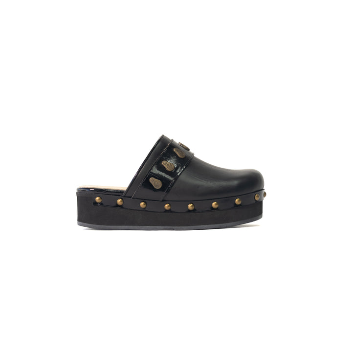 ZUECO DE CUERO BLACK BAJO