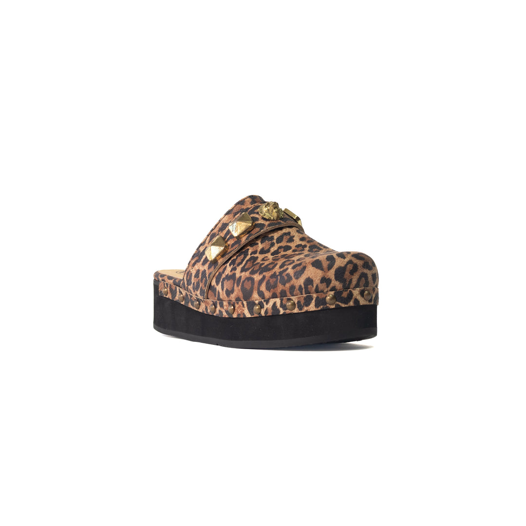 ZUECO DE CUERO LEOPARDO BAJO