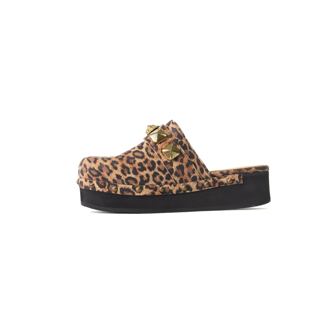 ZUECO DE CUERO LEOPARDO BAJO