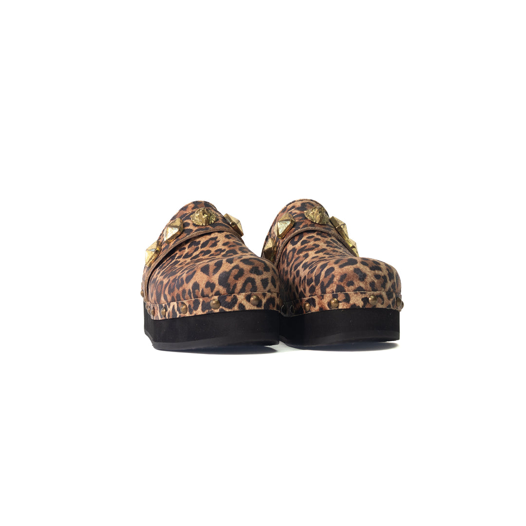 ZUECO DE CUERO LEOPARDO BAJO